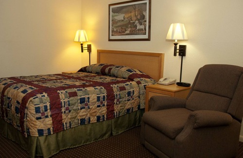 Great Bend Hotel | Traveler's Budget Inn
