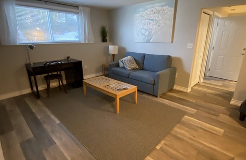 Salmon Arm House | Travelers Den-Stay- Relax - Explore in Salmon Arm