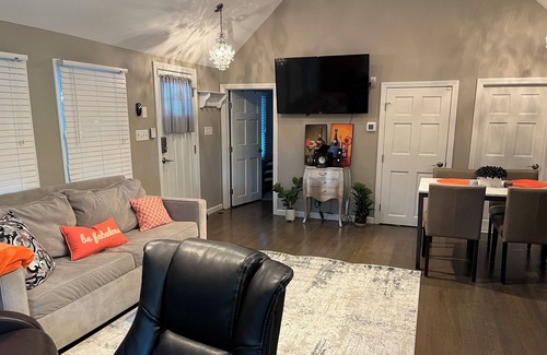 South Britain House | Traveler’s Dream On Bike Path! Close to Highway, Hospitals, and Schools.