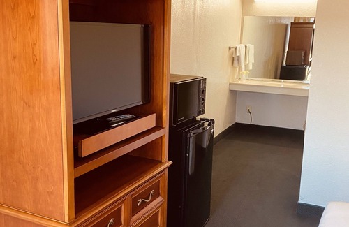 Scottsboro Hotel | Travelers Place Inn & Suites