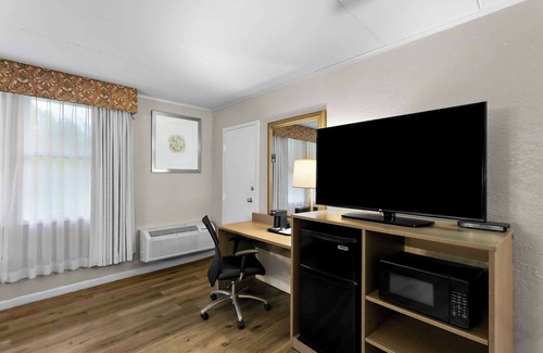 Aberdeen Hotel | Travelodge by Wyndham Aberdeen