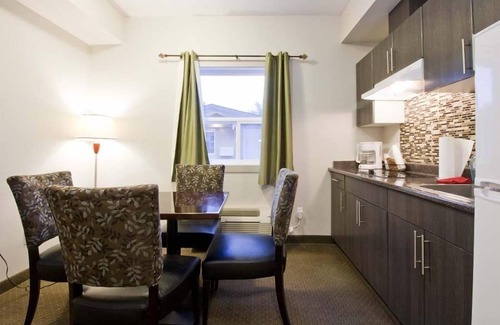 Kindersley Hotel | Travelodge by Wyndham Kindersley