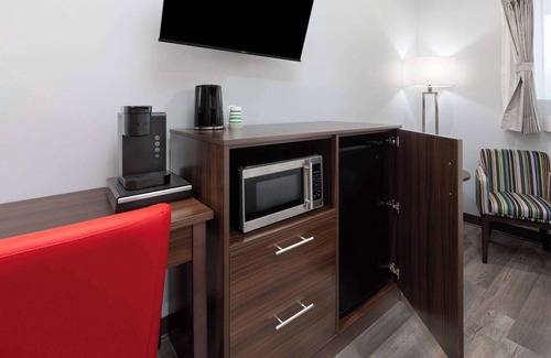 Cochrane Hotel | Travelodge by Wyndham Cochrane Ontario