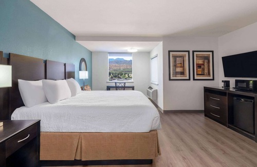 Globe - Miami Hotel | Travelodge by Wyndham Globe AZ