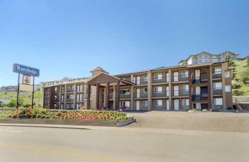 Kamloops Hotel | Travelodge by Wyndham Kamloops Mountview