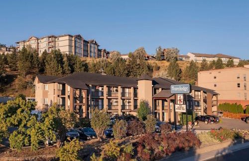 Kamloops Hotel | Travelodge by Wyndham Kamloops Mountview