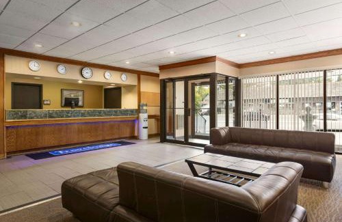 Kenora Hotel | Travelodge by Wyndham Kenora