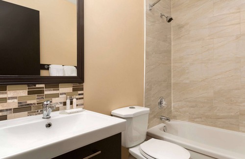Kenora Hotel | Travelodge by Wyndham Kenora