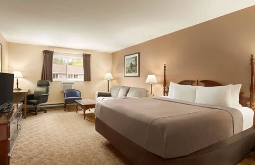 Kenora Hotel | Travelodge by Wyndham Kenora