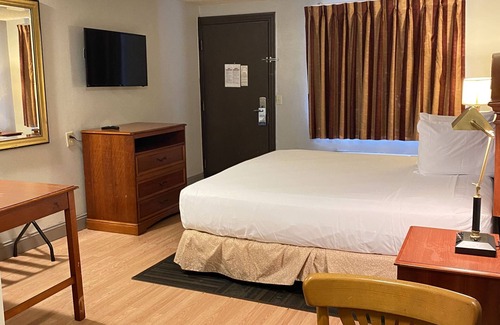 Russett Hotel | Travelodge by Wyndham Laurel/Ft. Meade/Near NSA