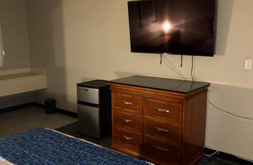 Lincoln Hotel | Travelodge by Wyndham Lincoln Northeast