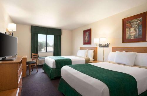 Pecos Hotel | Travelodge by Wyndham Pecos