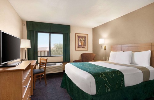 Pecos Hotel | Travelodge by Wyndham Pecos