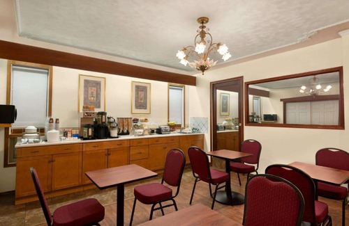 Quesnel Hotel | Travelodge by Wyndham Quesnel BC