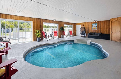 Roberval Hotel | Travelodge by Wyndham Roberval