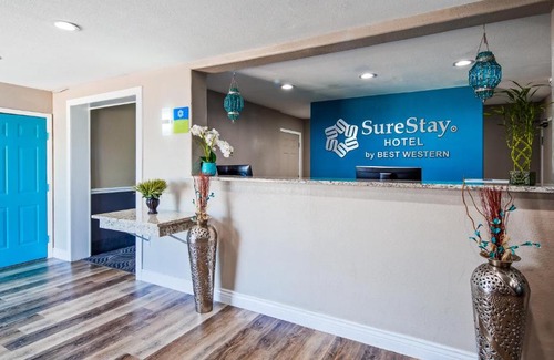 San Antonio Hotel | Travelodge by Wyndham San Antonio Downtown Northeast