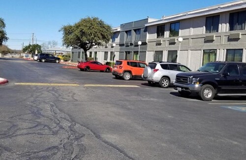 San Antonio Hotel | Travelodge by Wyndham San Antonio Downtown Northeast