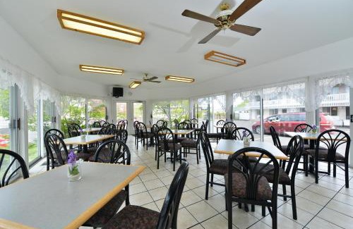 Mackinaw City Hotel | Travelodge by Wyndham Mackinaw City