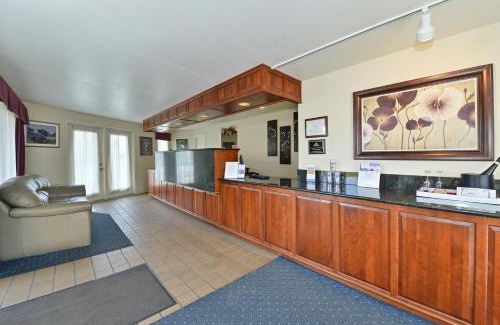Mackinaw City Hotel | Travelodge by Wyndham Mackinaw City