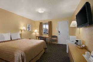 Wenatchee Hotel | Travelodge by Wyndham Wenatchee