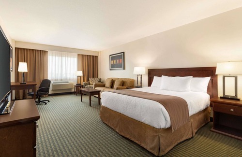 Weyburn Hotel | Travelodge by Wyndham Weyburn