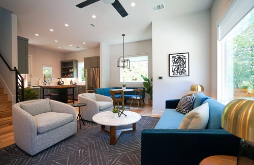 Riverside House | Travis Heights Getaway - Stamford B!