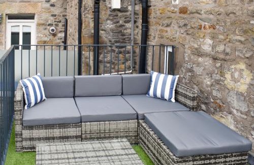 Kirkby Lonsdale House | Treadle Cottage