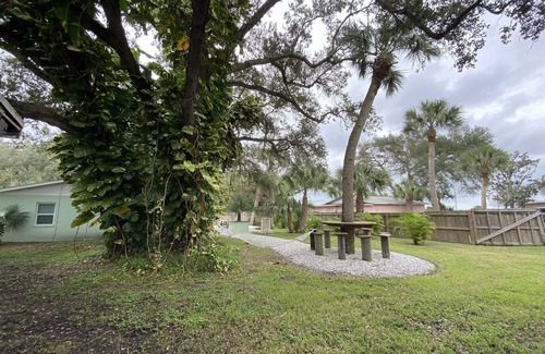 Vero Beach House | Treasure Coast Hidden Gem 2 miles from Beaches!