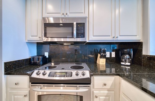 Thomas Drive Condo | Treasure Island 1510