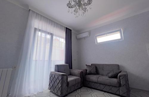 Old Boulevard Apartment | Treasure N6