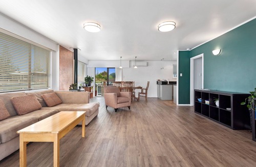 Ohope House | Treasure on Tawai - Ohope Holiday Home