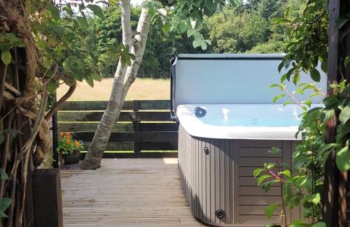 Annan House | Trebor Cottage