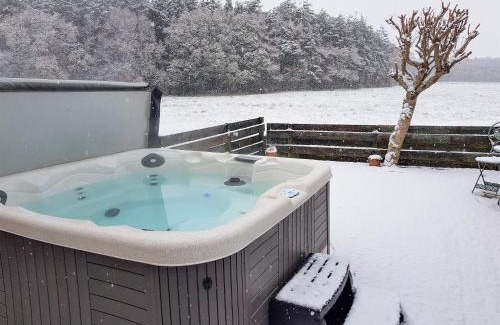 Annan House | Trebor Cottage