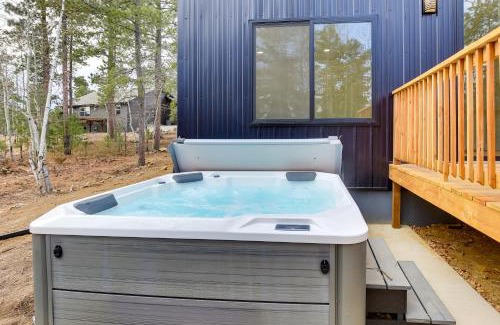 Deadwood House | Tree House A-Frame Cabin at Powder House Pass