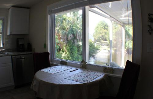 Tarpon Springs House | Tree House Treasure