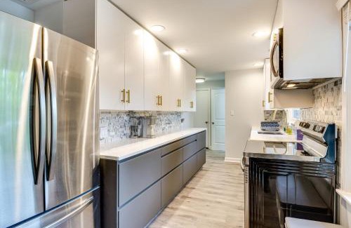 Indianapolis House | Tree-Lined Indianapolis Home about 10 Mi to Downtown!