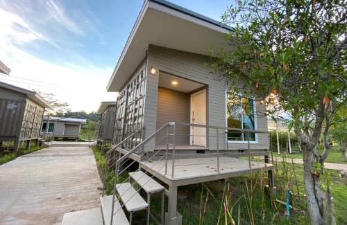 Ban Pong House | Tree Scape Mountain View Resort