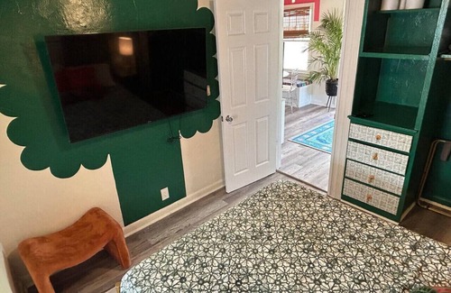 Gulfport House | Tree Top Getaway- Sleeps 4