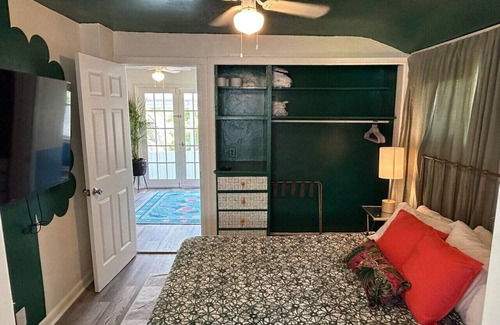 Gulfport House | Tree Top Getaway- Sleeps 4