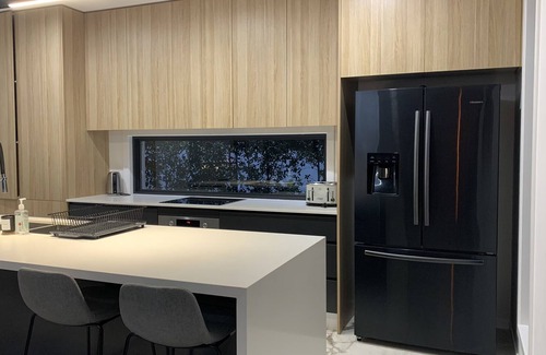 Southport House | Tree top sanctuary ultra modern brandnew luxious villa , central location