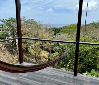 Antoneys Cay Cabin | Tree Top Suites & Resort