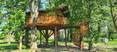 Oborniki Slaskie Other | Tree Vill