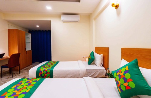 Hinjawadi Hotel | Treebo Iris Executive, Hinjewadi