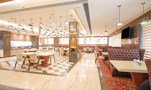 Kharar Hotel | Treebo Premium Arista