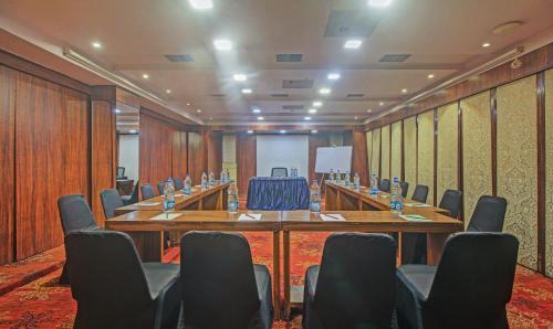 Dharmatala Hotel | Treebo Premium Dee Empresa