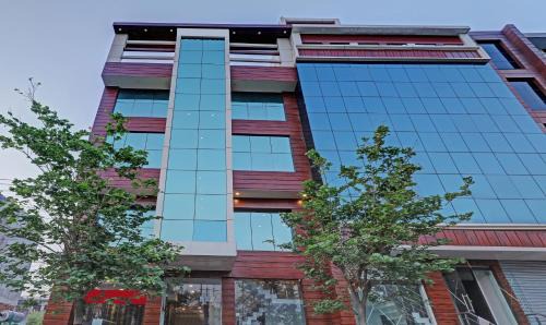 Gomti Nagar Hotel | Treebo Silver Stallion