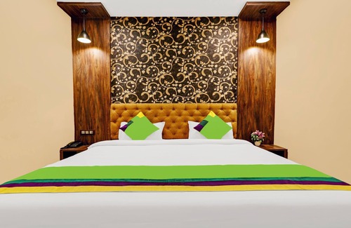 Paltan Bazaar Hotel | Treebo Spring Brook