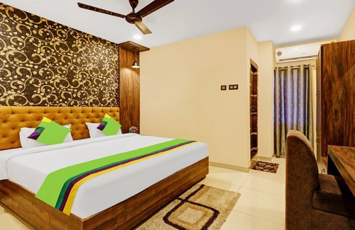Paltan Bazaar Hotel | Treebo Spring Brook