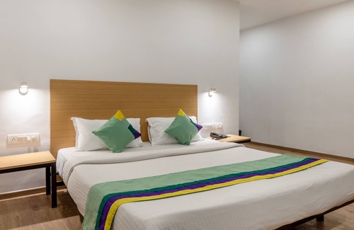 Central Chennai Hotel | Treebo Treetops Inn - Anna Nagar