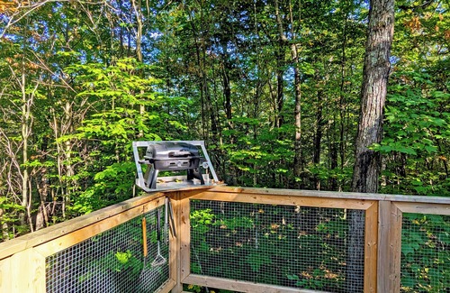 Saint-Faustin-Lac-Carre House | Treehouse #15 (in the forest)